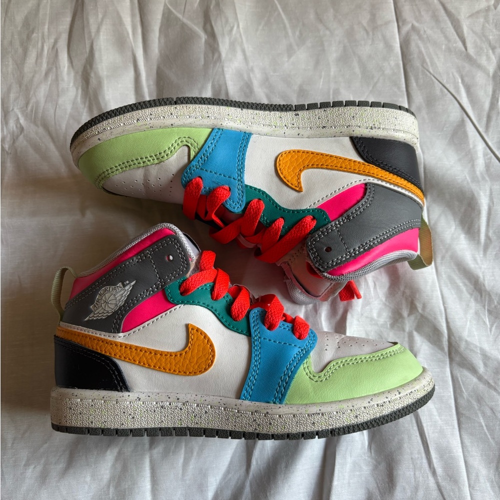 Little kids Jordan 1 color block sneaker